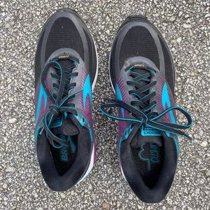 Brooks DNA GHOST 10 Black